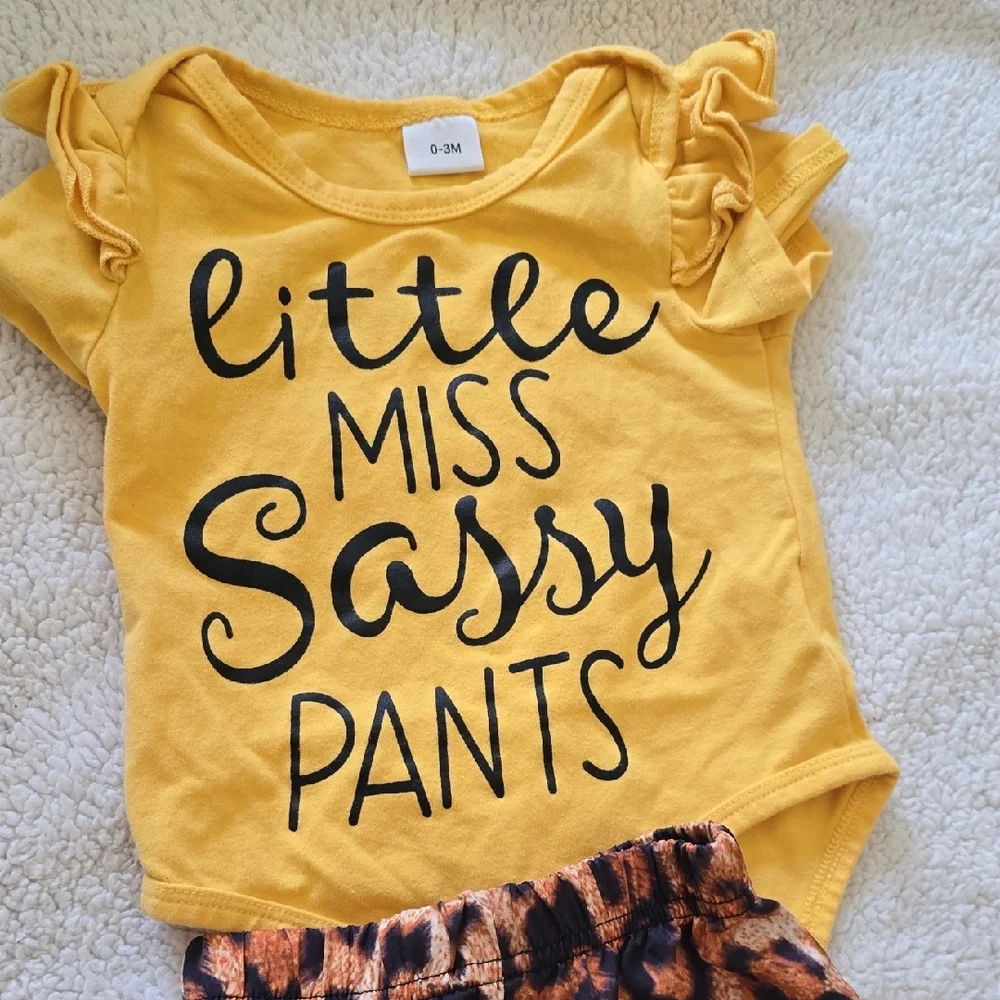 Little Miss Sassy Pants Outfit Set Yellow‎ Bodysuit Leopard Bell Bottoms 0-3M